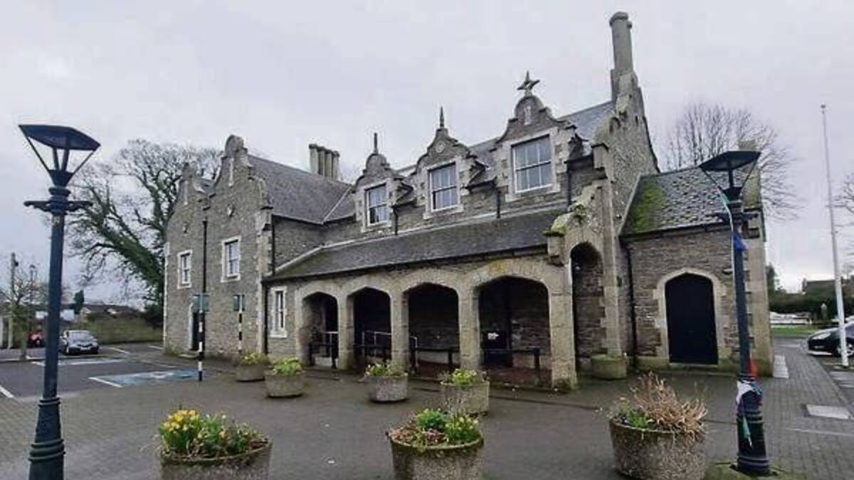 Man urinated all over hospital cubicle