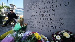 Man accused of murdering his wife claims he accidentally cut her throat Man accused of murdering his wife claims he accidentally cut her throat