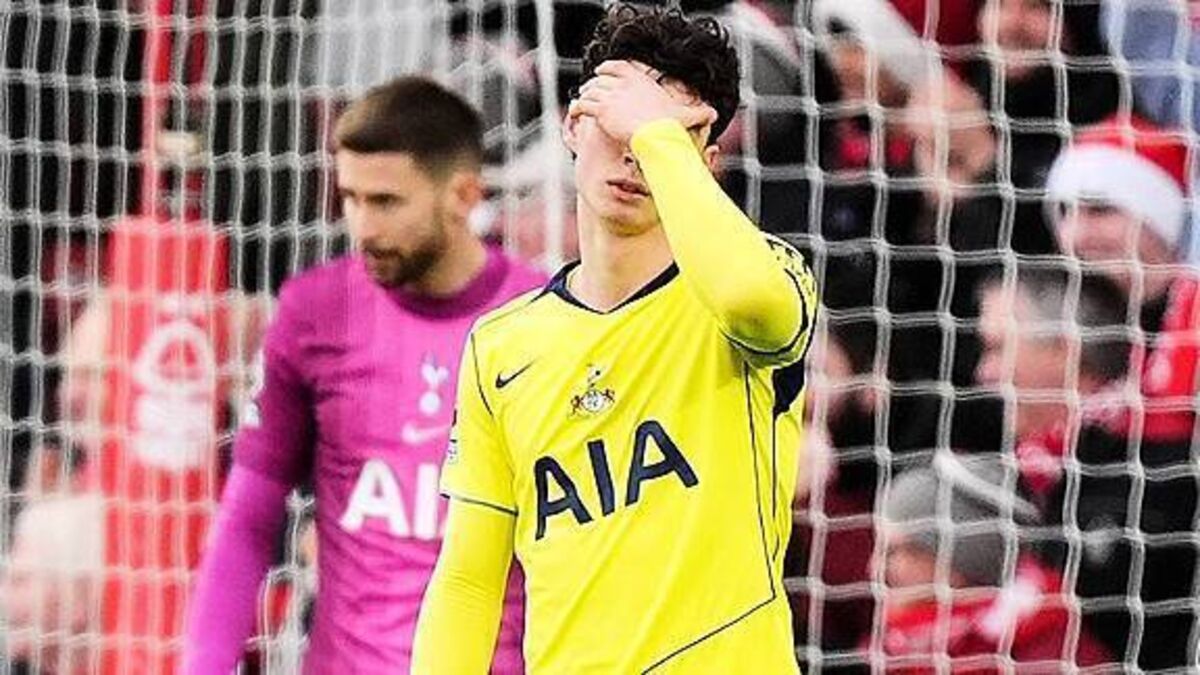 Nottingham Forest cash in on Guglielmo Vicario blunders to beat Tottenham
