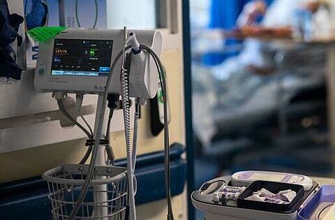 Les hôpitaux appliquent la règle du « un seul visiteur » pour arrêter la propagation de la grippe – Page d’accueil