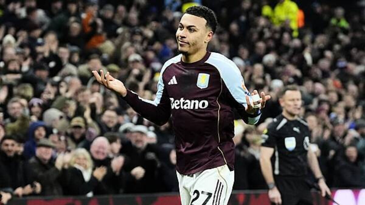 Morgan Rogers brace boosts Aston Villa to 10th straight win at Man Utd expense