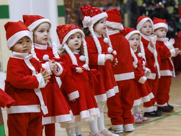 The little ones performed a variety of Christmas classics