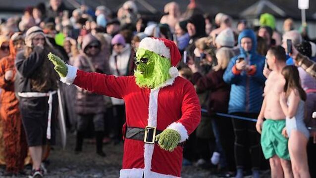 Intrepid sea swimmers across Ireland start 2026 with chilly dip