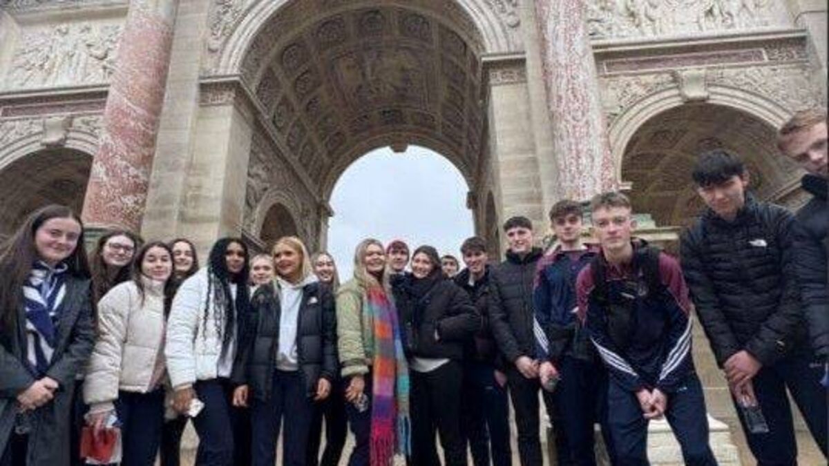 Laois students make memories in Paris