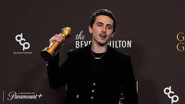 Timothee Chalamet thanks Kylie Jenner in Golden Globes speech