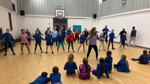 <p>Rehearsals in full swing for Portlaoise Panto's production of <span class="contextmenu quote">Goldilocks and The Three Beours</span>
            </p>