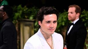 Robbie Williams overtakes The Beatles with album record