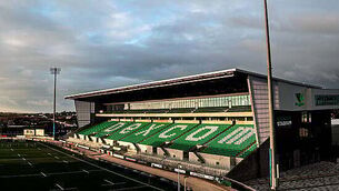 Man City take a step closer to a fourth straight title by thrashing Fulham