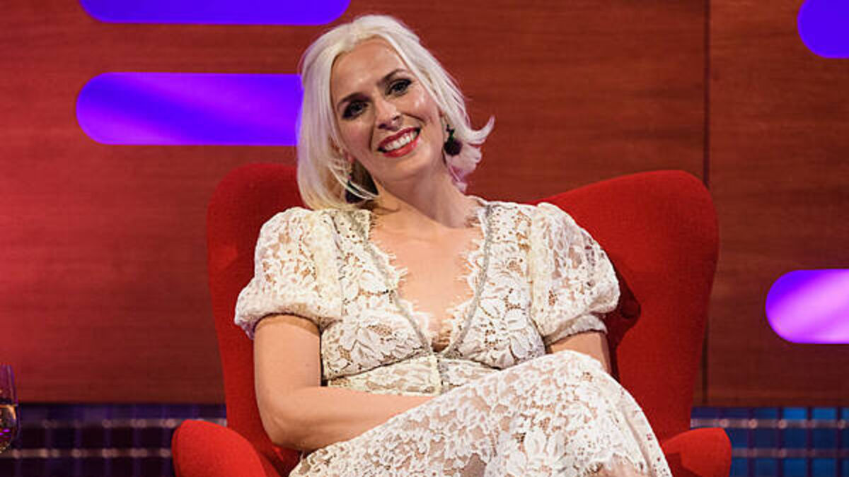 Sara Pascoe to bring 'I Am A Strange Gloop' show to Dublin's Vicar Street