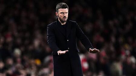 Michael Carrick lacks football knowledge to win titles for Man Utd – Roy Keane