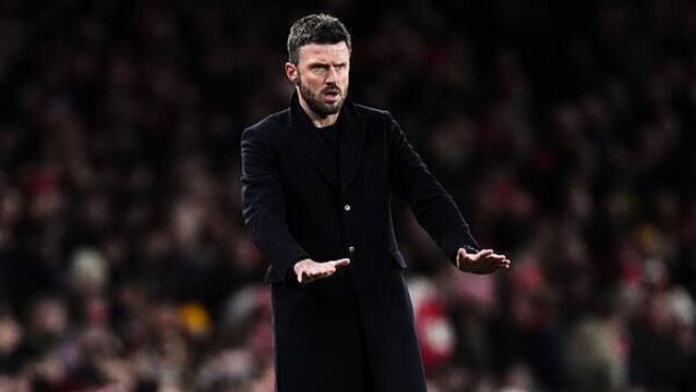 Michael Carrick lacks football knowledge to win titles for Man Utd – Roy Keane