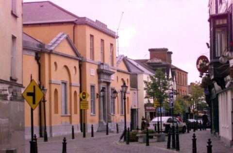 Laois man must pay €6,000 for vicious pub assault  - Courts - Laois Nationalist