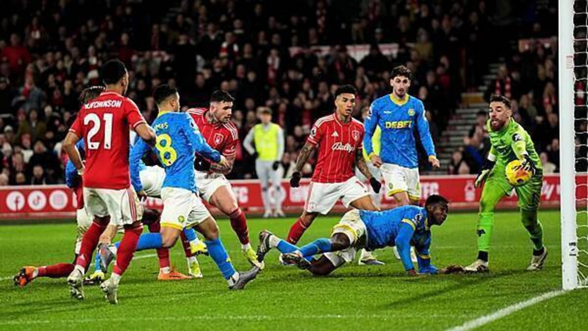 Wasteful Nottingham Forest held at home as Wolves edge nearer Derby points total