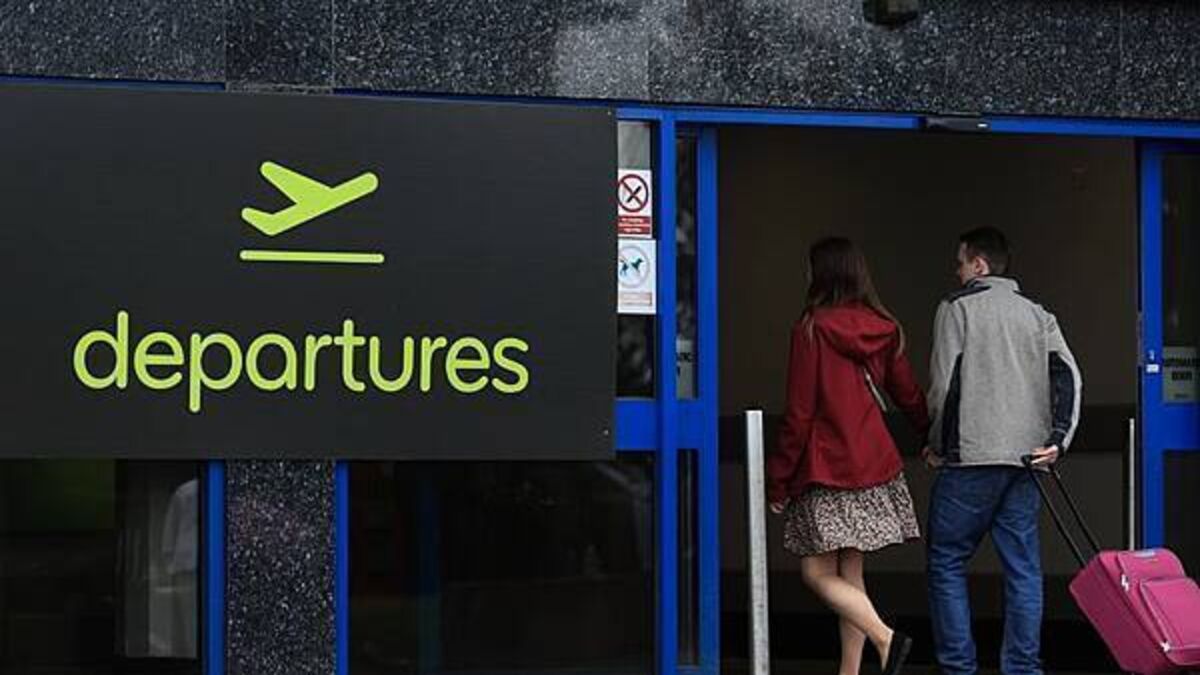 Air traffic controllers warn of potential summer disruption at airports due to staff shortages