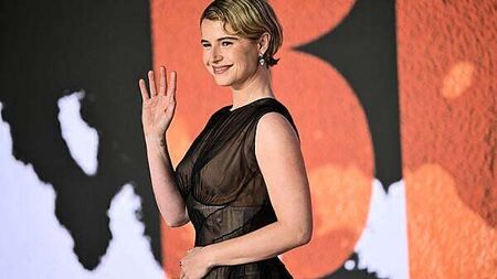 Jessie Buckley criticised over cat comments