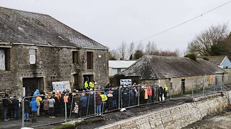Engineer’s talk on canal works in Vicarstown draws crowd of 80-plus