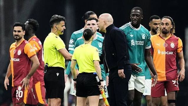 Officials and Liverpool’s wastefulness concern Arne Slot in loss to Galatasaray