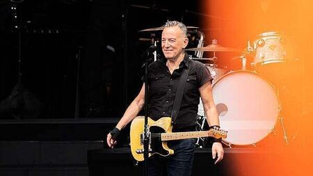 Bruce Springsteen pays tribute to Shane MacGowan with cover of 'A Rainy Night in Soho'