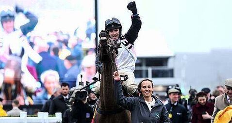 Cheltenham Day Three: Heart Wood wins the Ryanair chase