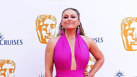 Stars send messages of support to TV dating coach Mel Schilling