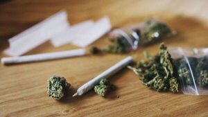 Driver caught with €800 of cannabis in Graiguecullen