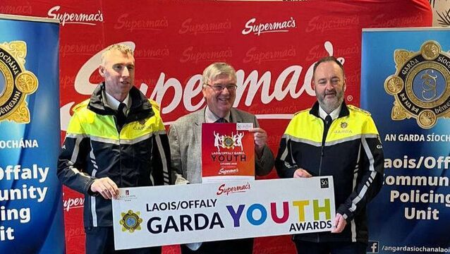 <p>Laois/Offaly chief superintendent Anthony Lonergan (right) with sponsor Pat McDonagh of Supermac’s and Supt Tony Tighe, at the launch of the 2026 divisional Garda Youth Awards </p>