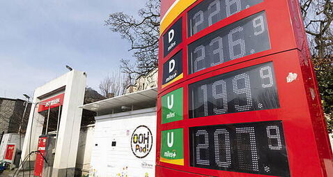 Fuel measures to strike balance between acting now and 'keeping powder dry' - Tánaiste