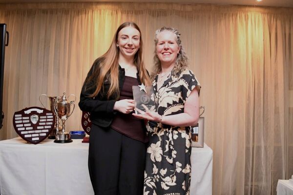 Katie Baldwin collecting her Leinster Star Award on Saturday.