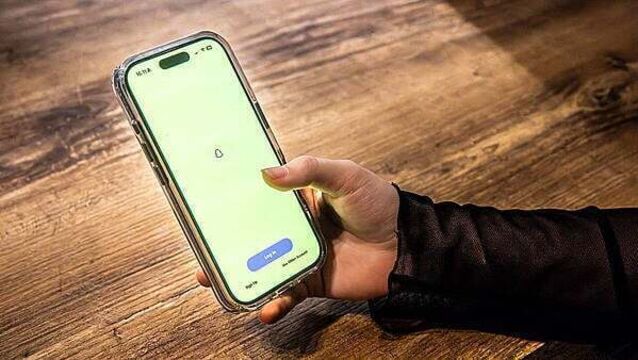 EU Commission opens probe into Snapchat over suspected child protection failings