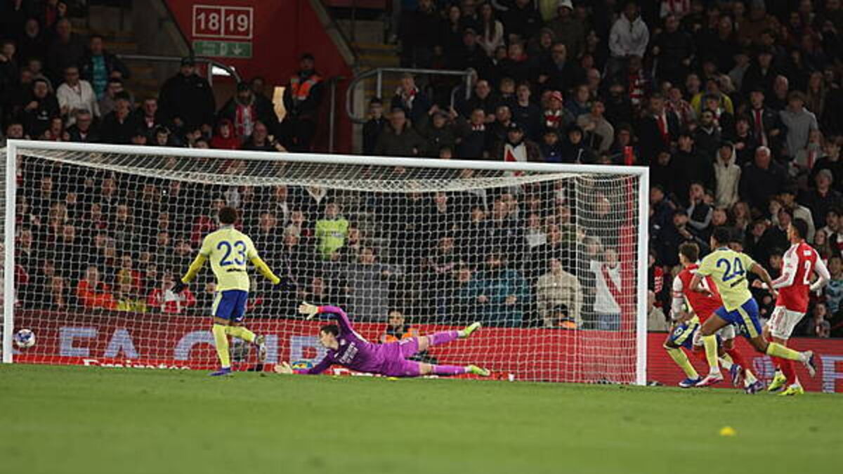 Southampton stun Premier League leaders Arsenal to reach FA Cup semi-finals