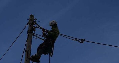 Storm Dave: ESB crews continue to fix outages as winds settle down