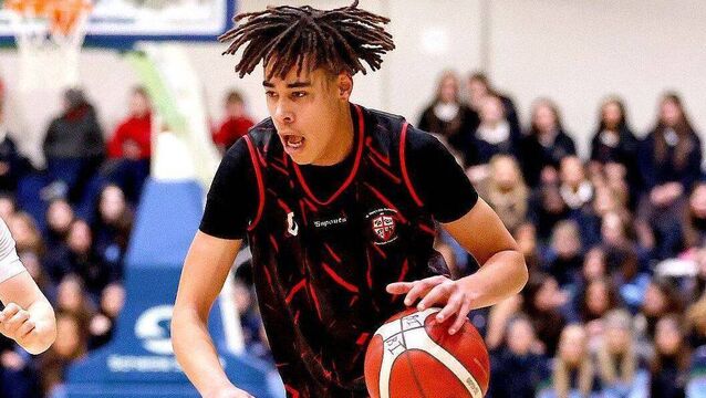 Umeh and Ogedegbe line out for Ireland Under 18 squad 