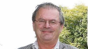 Witnesses describe moment Bray boxing coach Pete Taylor charged at gunman in gym