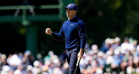 Rory McIlroy shares the lead as his bid for back-to-back Masters starts strongly