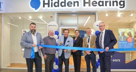 Marty Morrissey officially opens Hidden Hearing’s newest clinic in Portlaoise Marty Morrissey officially opens Hidden Hearing’s newest clinic in Portlaoise