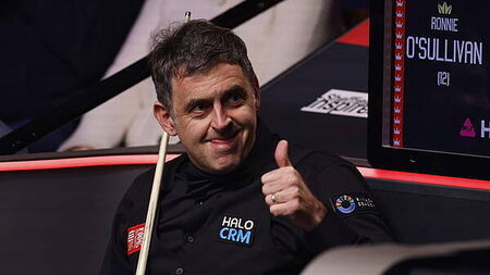 Ronnie O’Sullivan picks up cue from under bed in Ireland and storms into last 16
