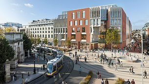 Thousands of prescription drugs found in attic of murder victim Lisa Thompson's home