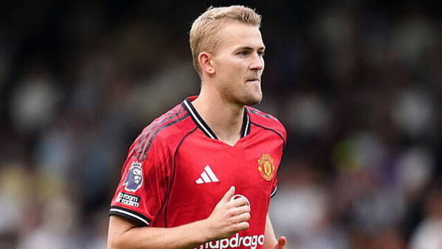 Manchester United’s Matthijs de Ligt steps up rehabilitation from back injury