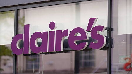 Claire’s shuts all Ireland and UK stores with 1,300 redundancies