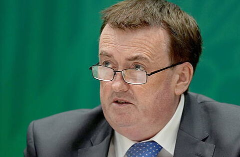 Minister defends Government's plans to withdraw State accommodation for Ukrainians