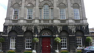 Irish researcher finds 1.1 million NHS employee records were leaked