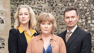 Beverley Callard ‘popping champagne’ after great news in breast cancer battle