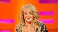 Bonnie Tyler ‘recuperating’ after emergency intestinal surgery
