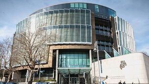 Man (30) arrested on suspicion of murder after woman dies in Derry Man (30) arrested on suspicion of murder after woman dies in Derry