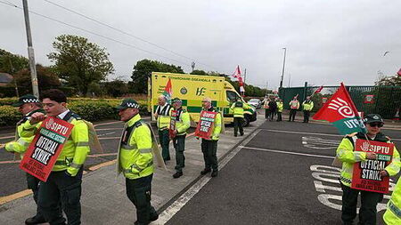 Ambulance strike: Dáil told ambulance services are ‘at breaking point’