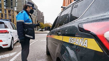 Two Irish nationals arrested in connection with drug smuggling operation