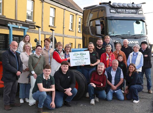 Pictured: Mary Delaney and Laois Hospice members, David O'Connell (Chairperson, Tractor & Truck Run), Ciara Noons (Sect. Tractor & Truck Run), and volunteers. Photograph by Michael Scully. Pictured: Mary Delaney and Laois Hospice members, David O'Connell (Chairperson, Tractor & Truck Run), Ciara Noons (Sect. Tractor & Truck Run), and volunteers. Photograph by Michael Scully.