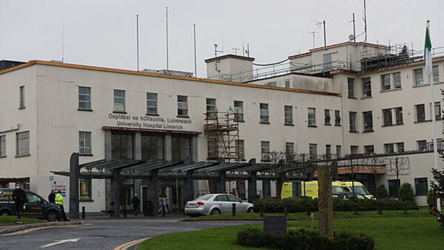 Trolley watch: 422 people waiting for beds across Ireland