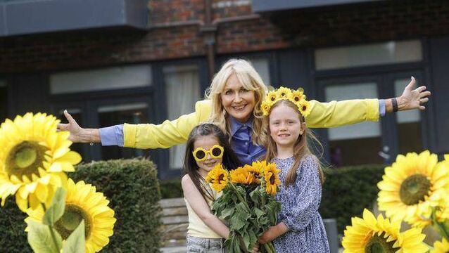 <p>RTE presenter Mirimam O'Callaghan and her two little helpers launch this yea's Hospice Sunflower Day fundraiser </p>
