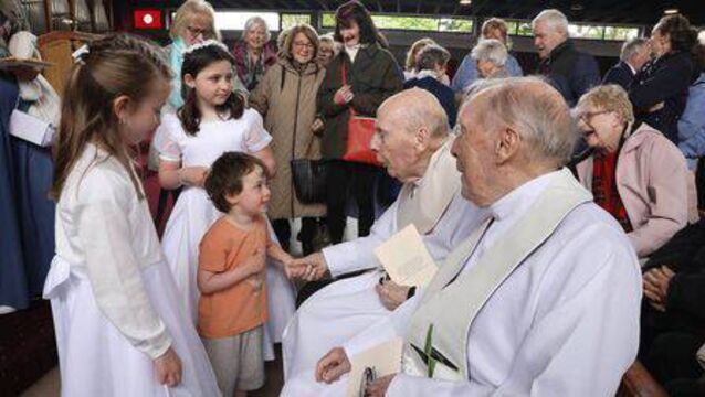 <p>Frs Joe and Matt Kelly greeting Joni Keenan, Shay Keenan and Lucia Rocca after the special mass for their platinum jubilee. Photo: John Mc Elroy</p>